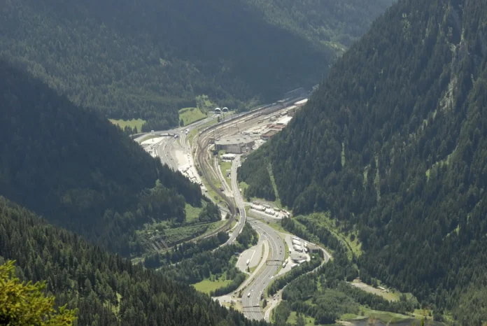 Brennerpas deels dicht, Gotthardtunnel 34 keer dicht